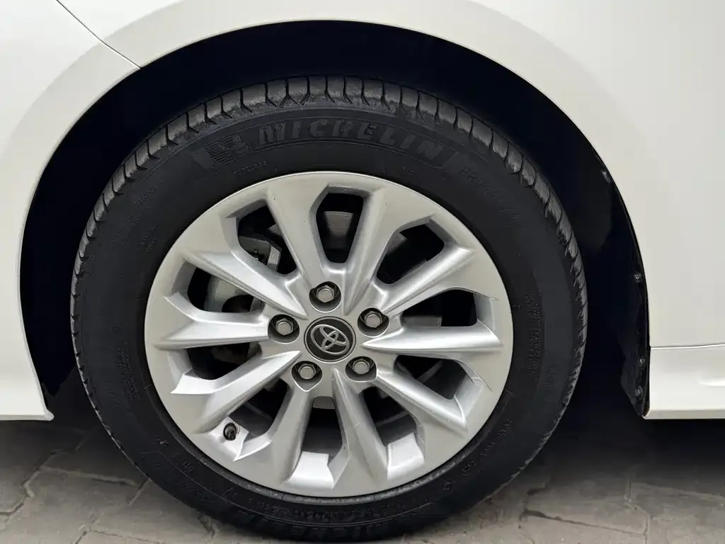 Toyota Corolla 2021 из CN, фото 3
