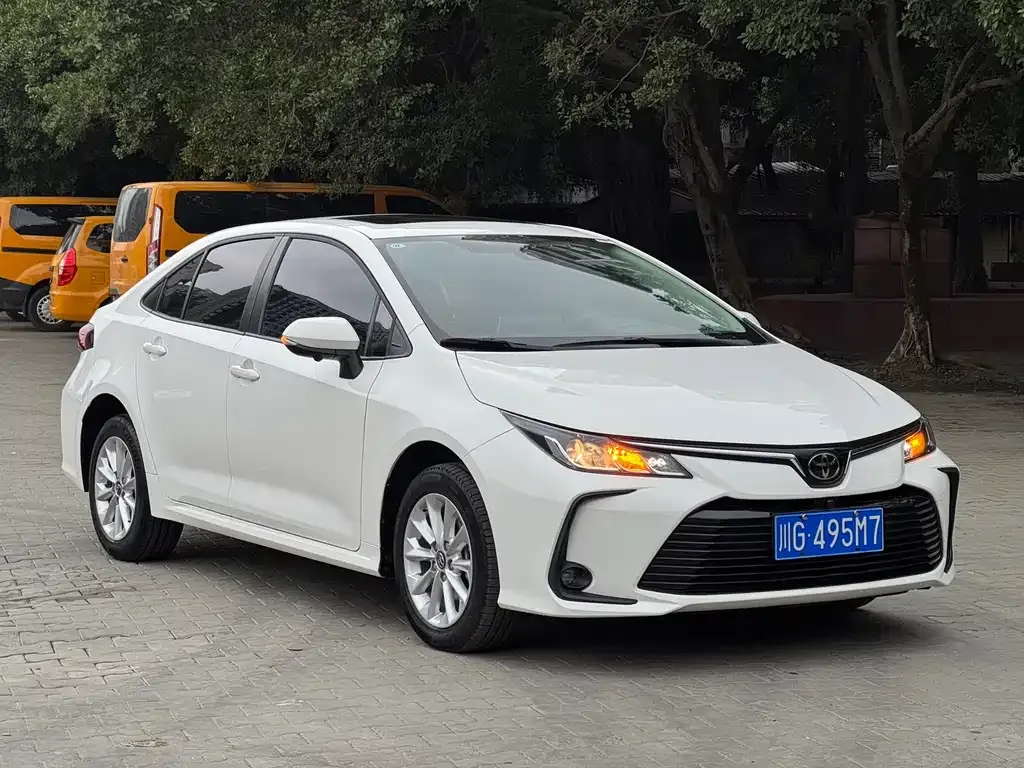 Toyota Corolla 2021 из CN, фото 7