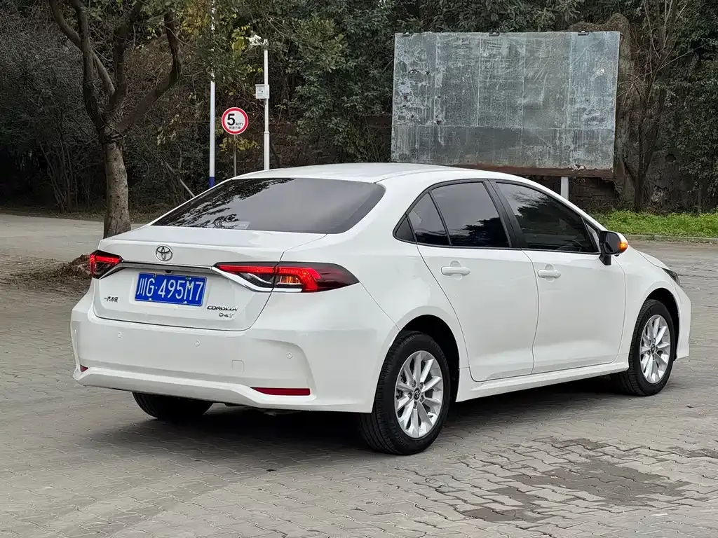 Toyota Corolla 2021 из CN, фото 5