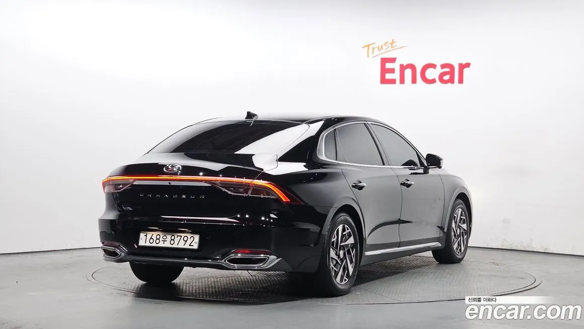 Hyundai Grandeur 2021 из KR, фото 2