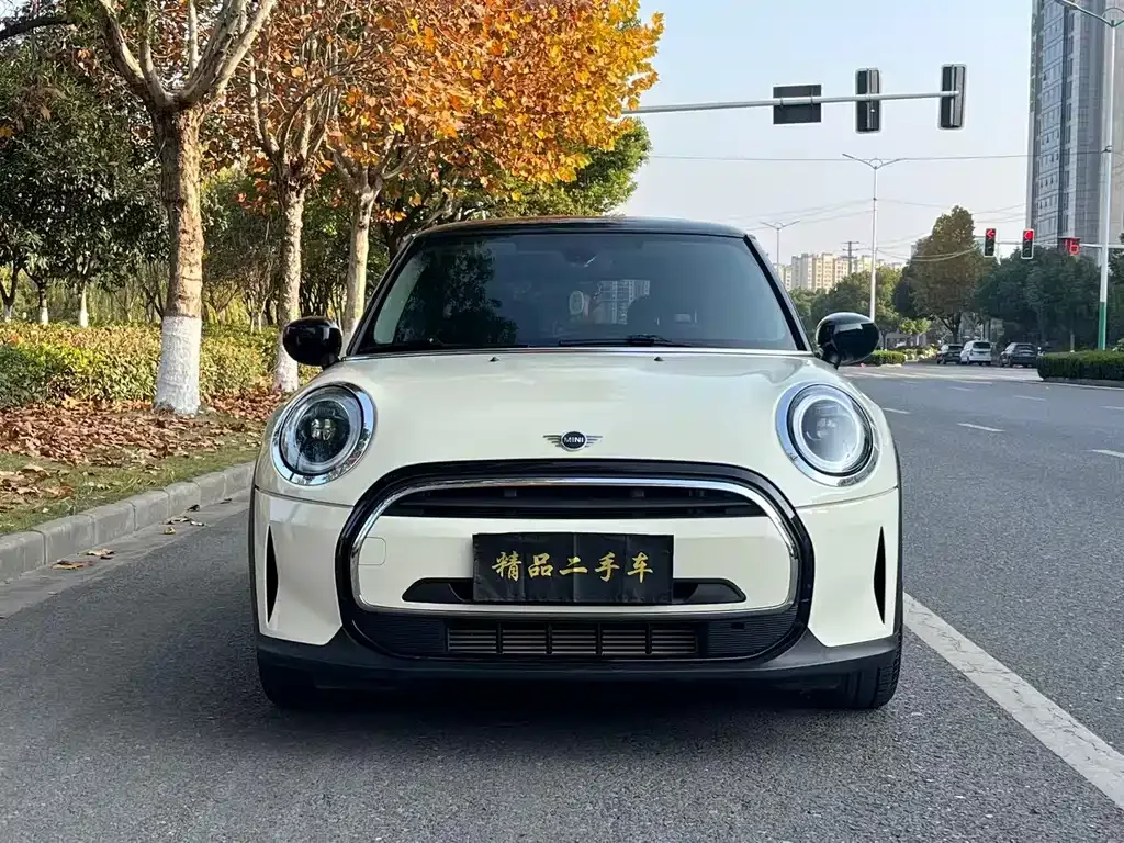 MINI Cooper (3-door) 2021 из CN, фото 2