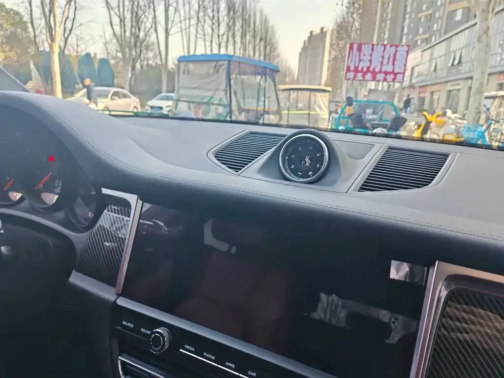 Porsche Macan 2022 из CN, фото 3