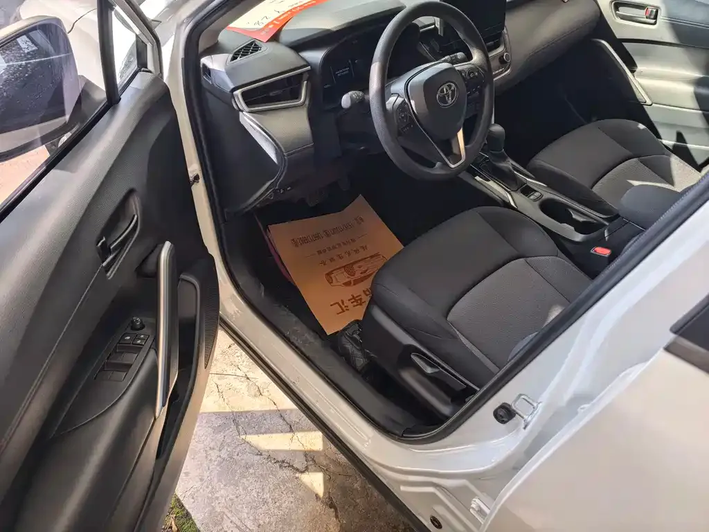 Toyota Frontlander 2023 из CN, фото 8