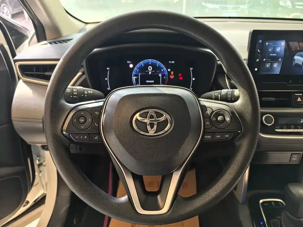 Toyota Frontlander 2023 из CN, фото 3
