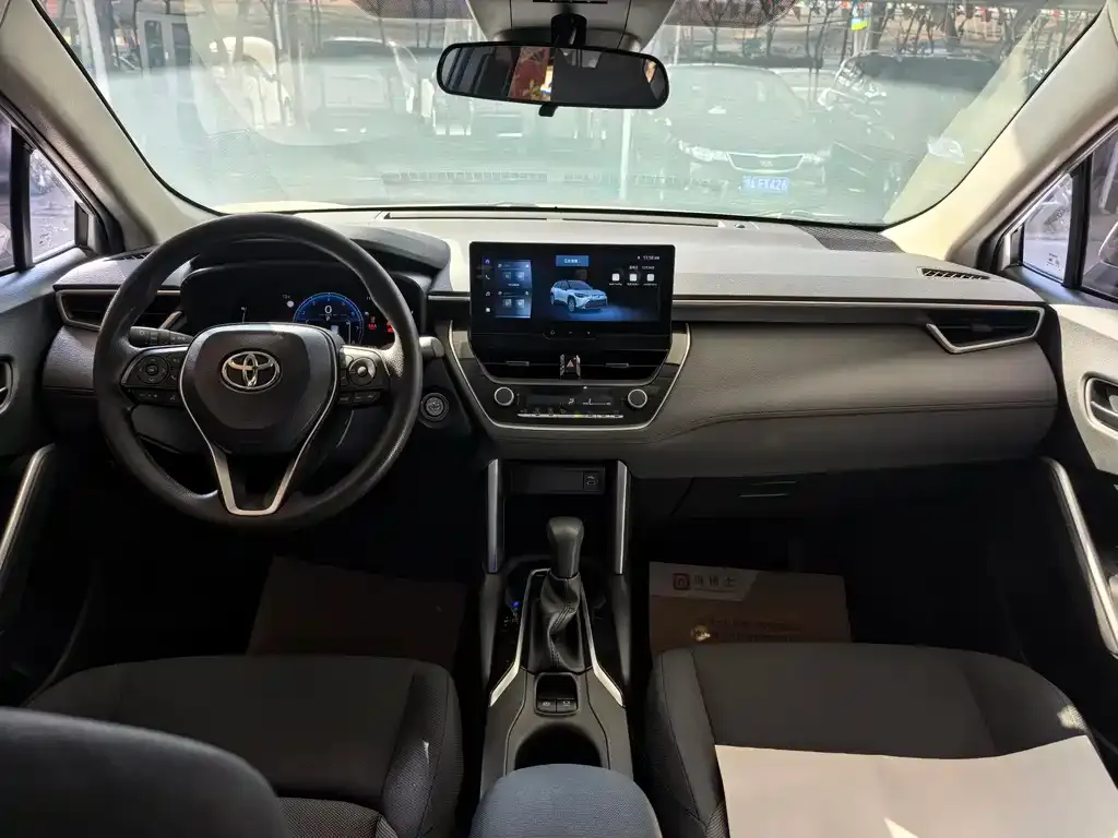 Toyota Frontlander 2023 из CN, фото 4