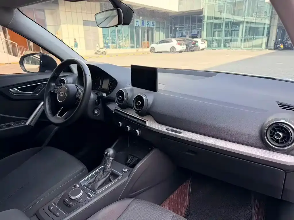 Audi Q2L 2021 из CN, фото 9