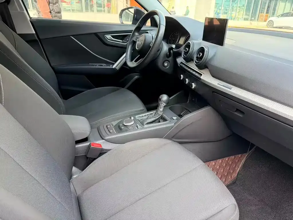 Audi Q2L 2021 из CN, фото 8