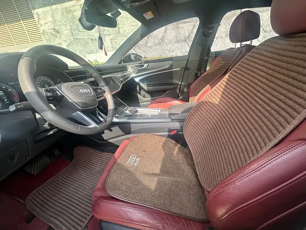 Audi A6L 2021 из CN, фото 6