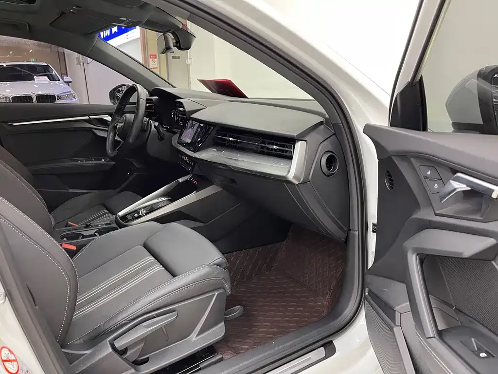 Audi A3 2021 из CN, фото 8