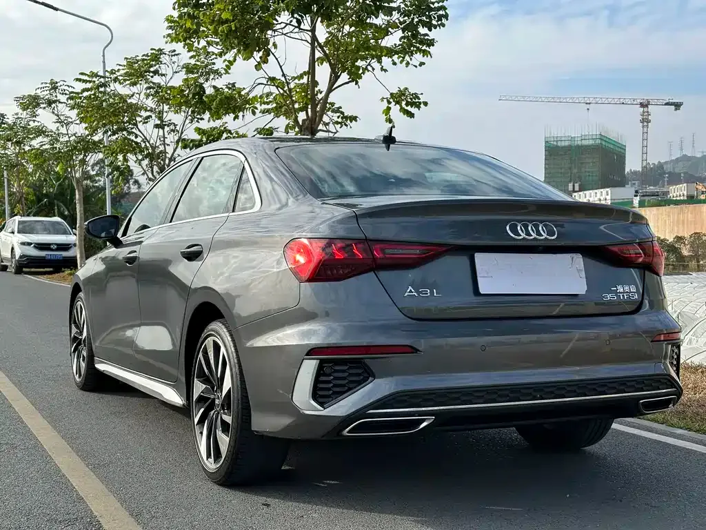 Audi A3 2023 из CN, фото 6