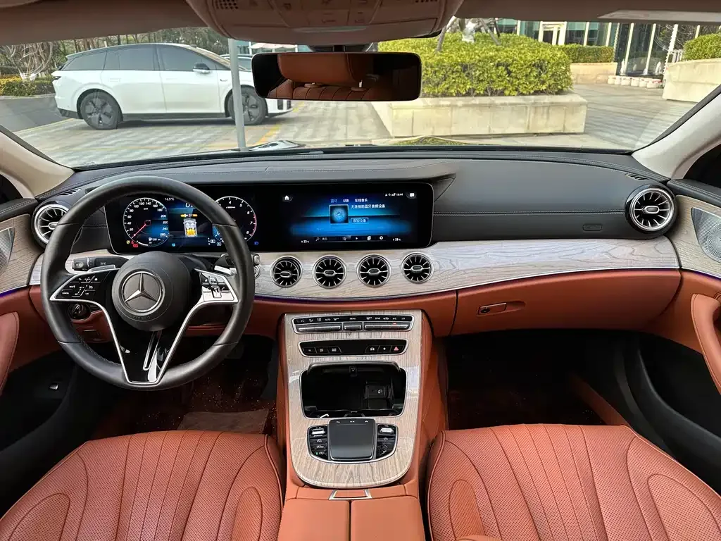 Mercedes-Benz CLS — фото 9