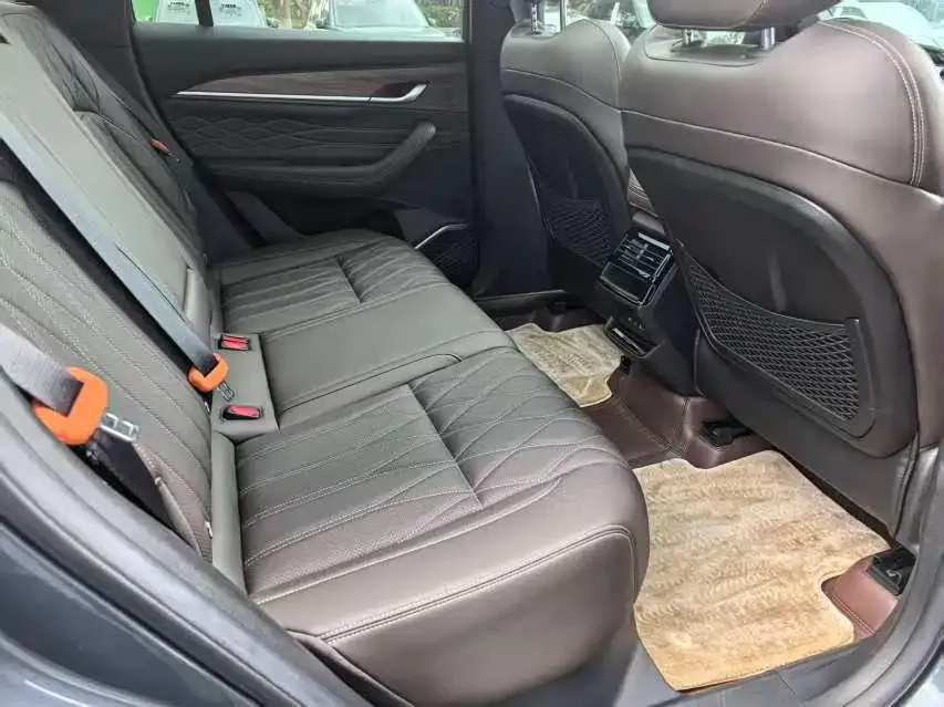 Geely Xingyue L 2025 из CN, фото 3