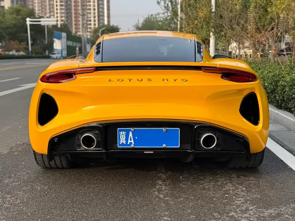 Lotus Emira 2024 из CN, фото 9
