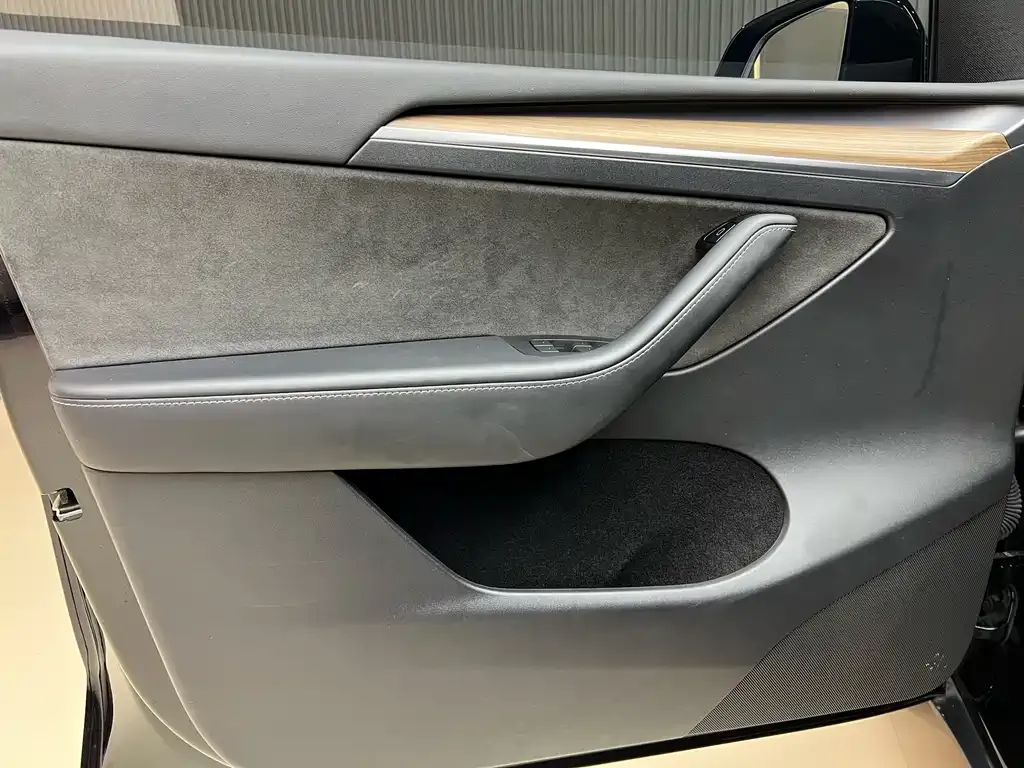 Tesla Model Y 2022 из CN, фото 10