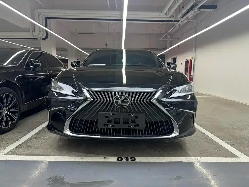 Lexus ES 2021 из CN, фото 5