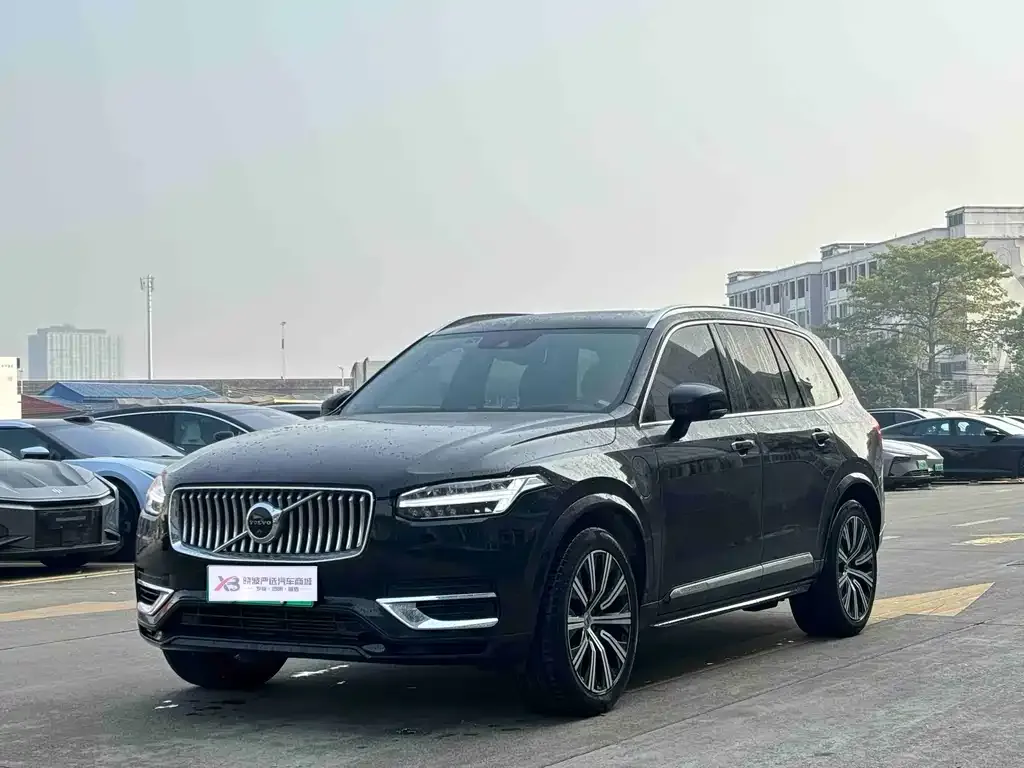 Volvo XC90 PHEV 2022 из CN, фото 1