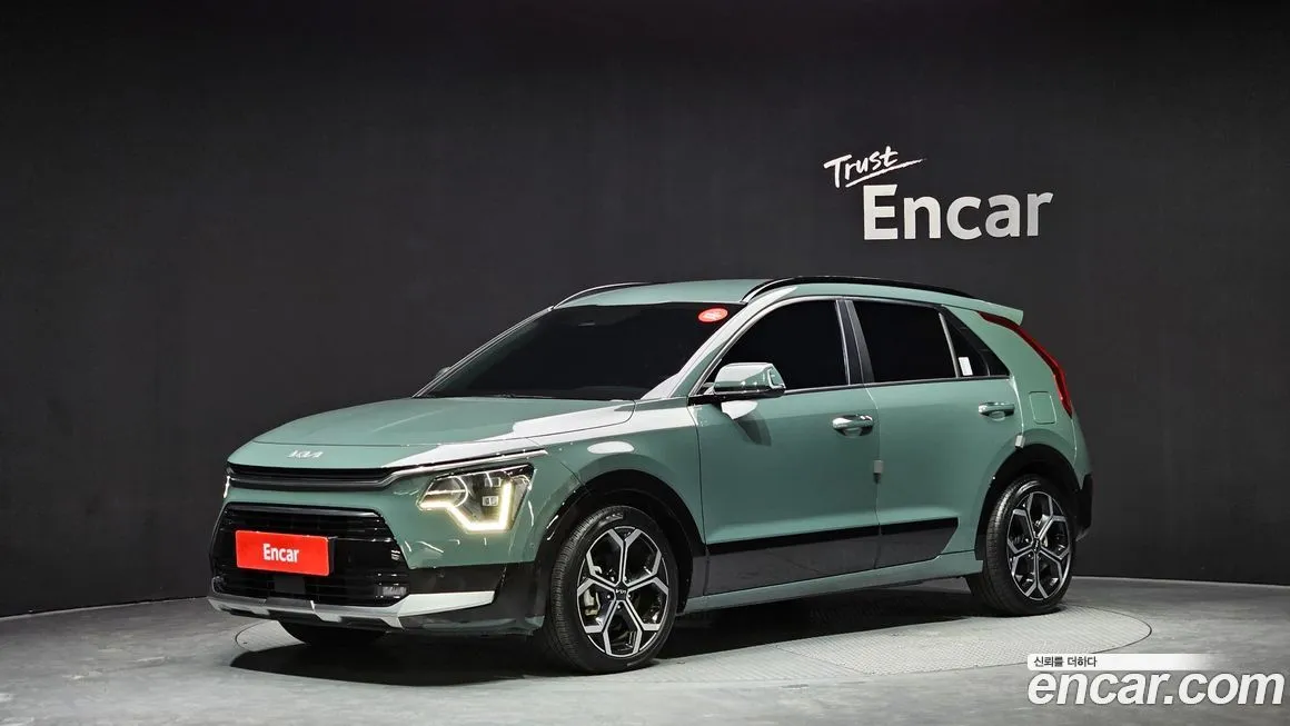 Kia Niro — фото 1