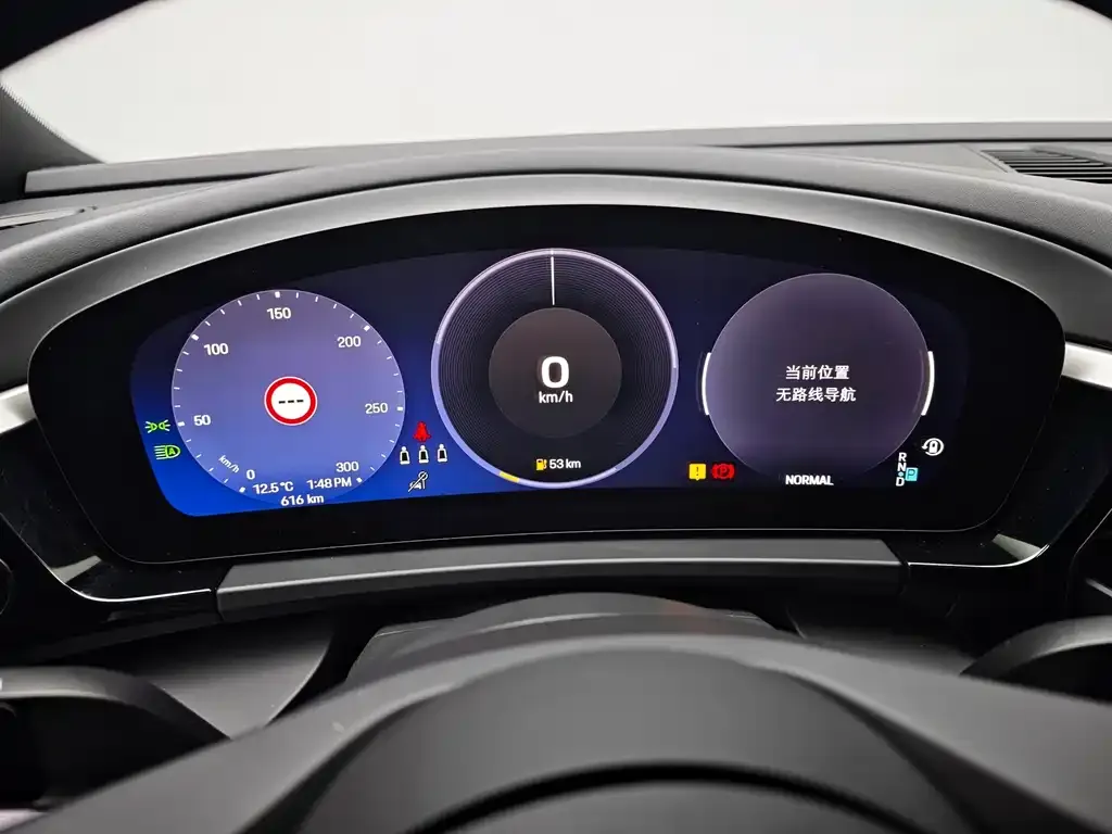 Porsche Macan EV 2024 из CN, фото 2