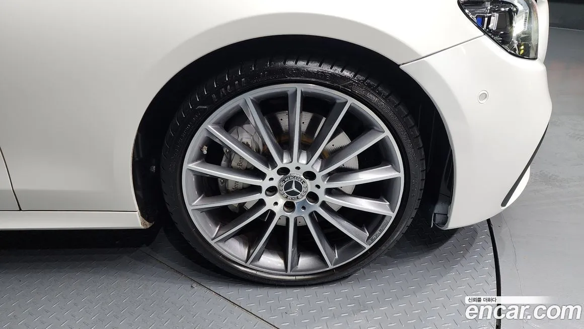 Mercedes-Benz E-Class 2022 из KR, фото 5