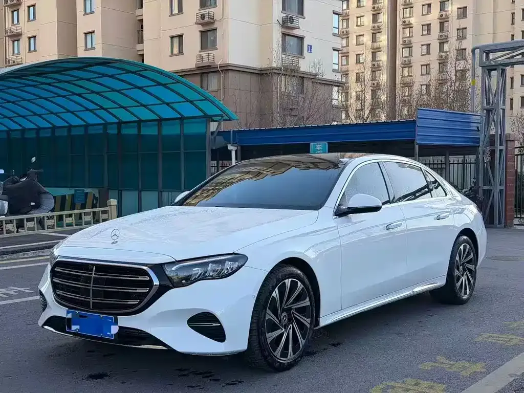 Mercedes-Benz E-Class 2024 из CN, фото 1
