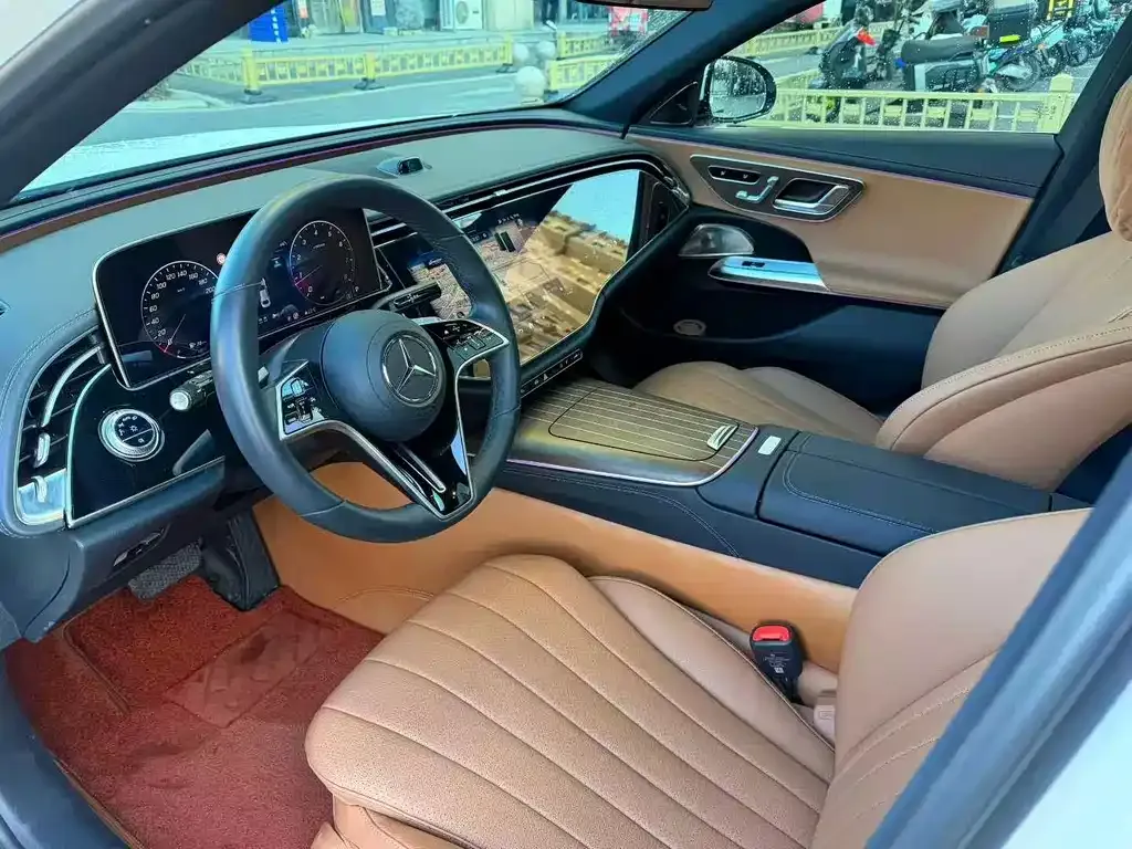 Mercedes-Benz E-Class 2024 из CN, фото 8