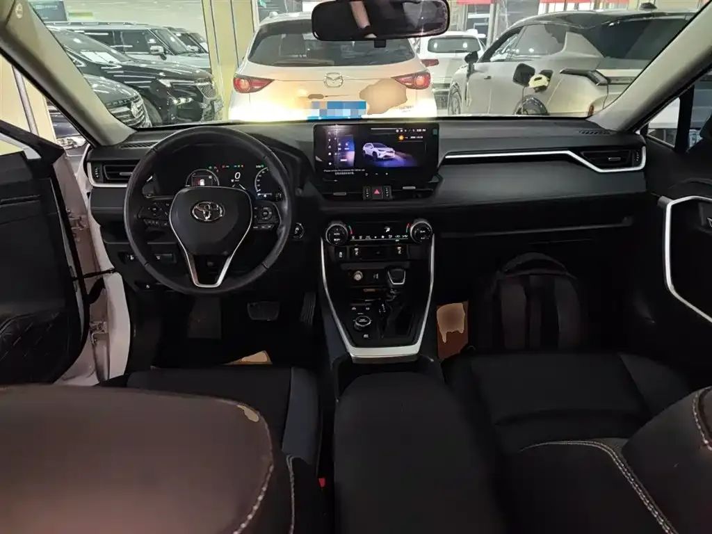 Toyota RAV4 2024 из CN, фото 6