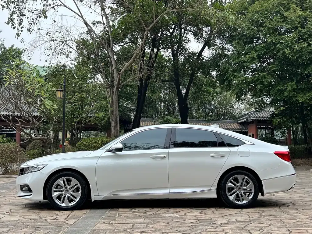 Honda Accord 2021 из CN, фото 8