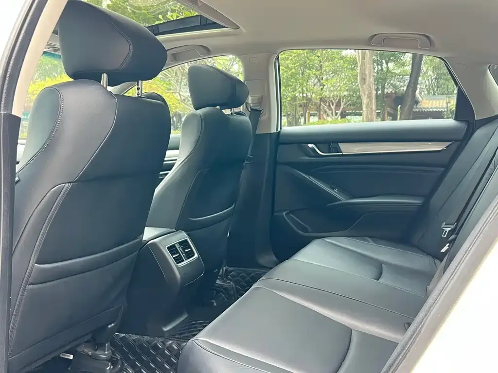 Honda Accord 2021 из CN, фото 7