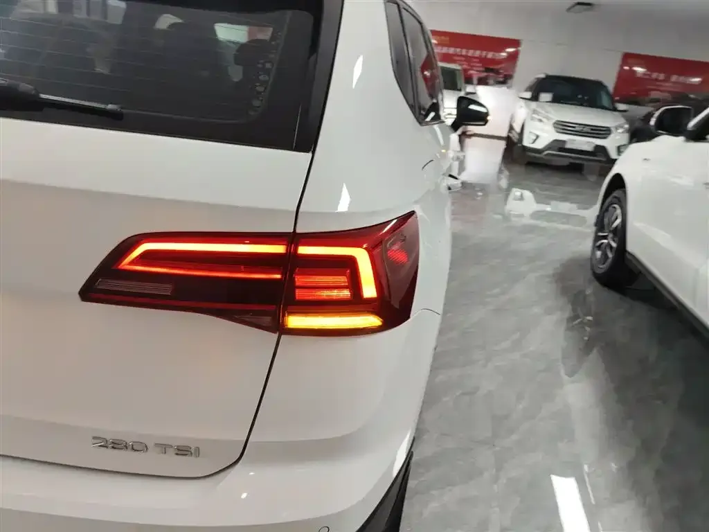 Volkswagen Tharu 2021 из CN, фото 8