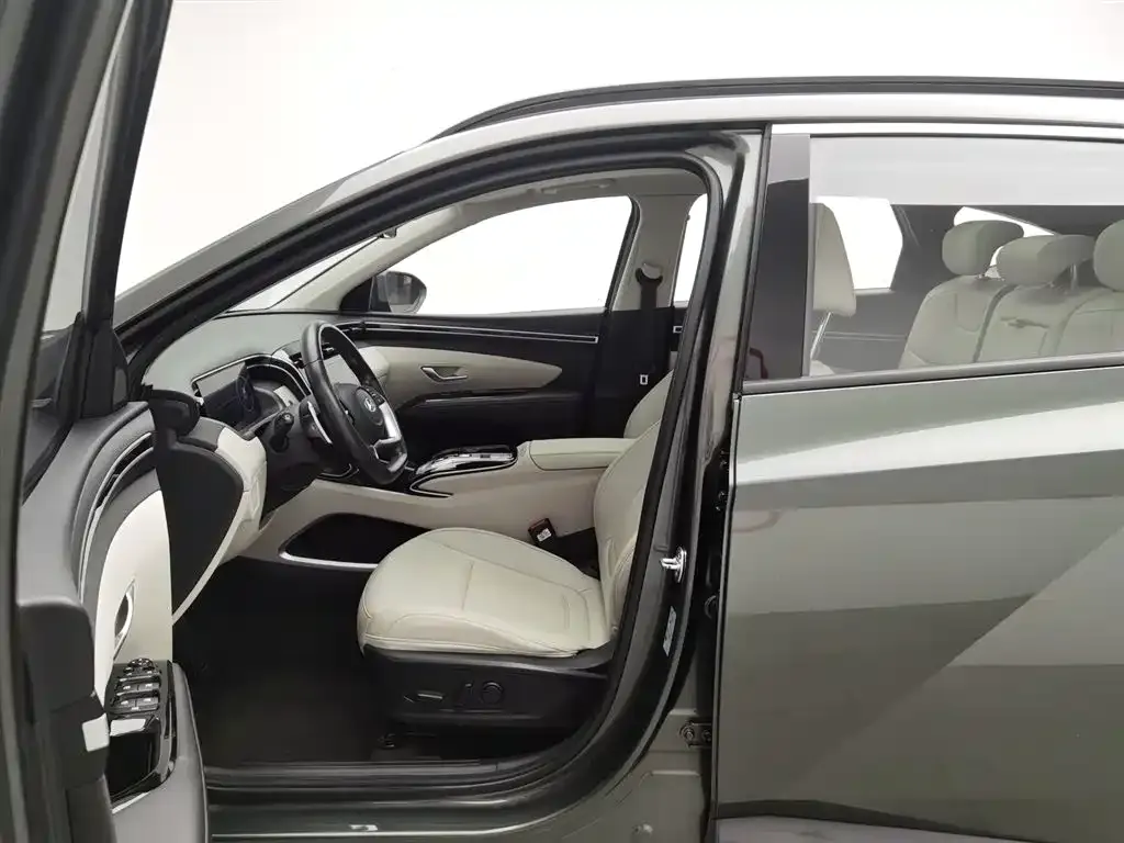 Hyundai Tucson 2022 из CN, фото 4