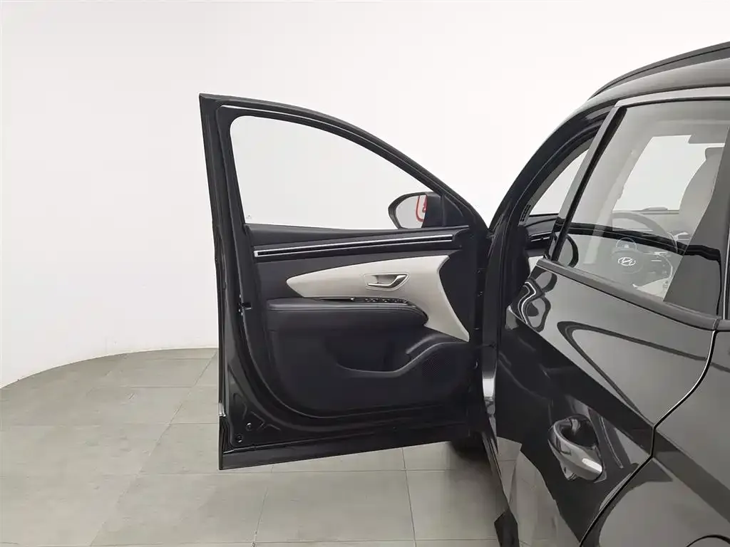 Hyundai Tucson 2022 из CN, фото 3
