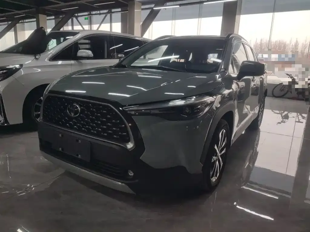 Toyota Corolla Cross 2022 из CN, фото 1