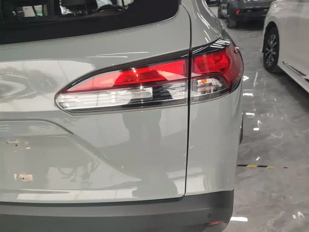 Toyota Corolla Cross 2022 из CN, фото 4