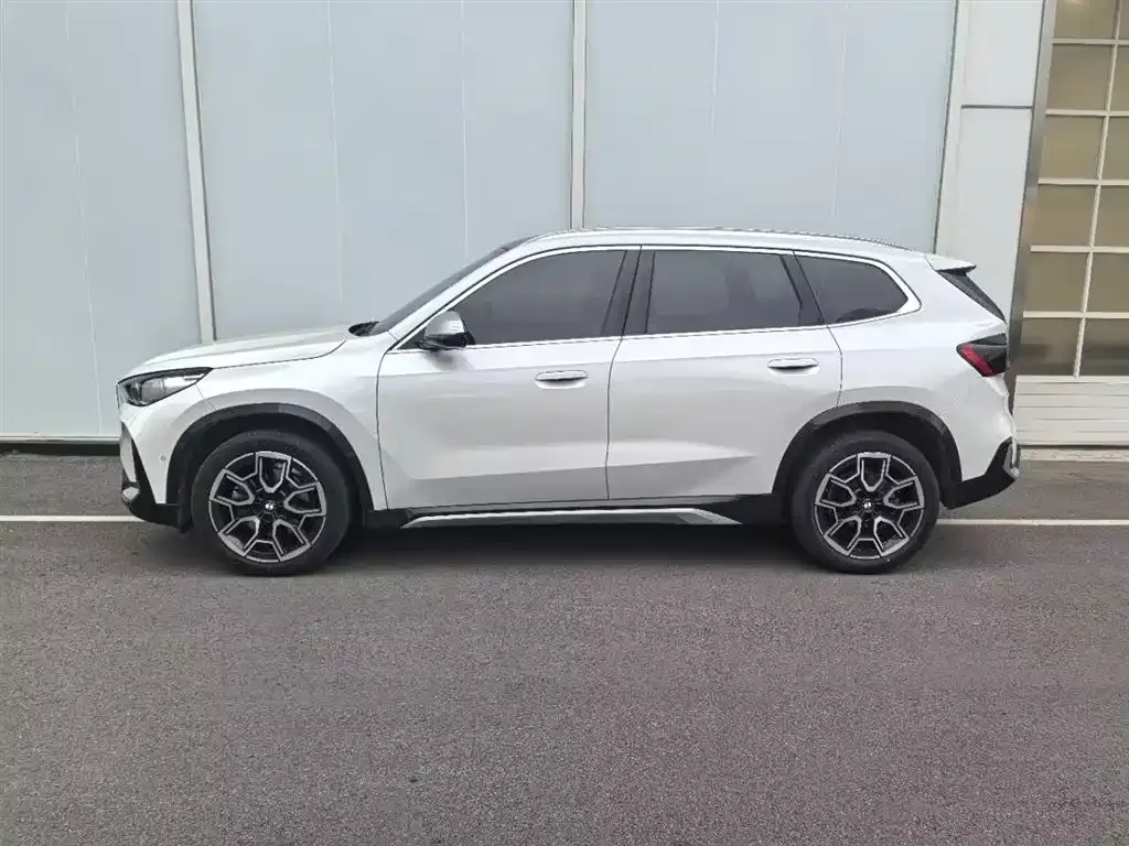 BMW X1 2024 из CN, фото 4