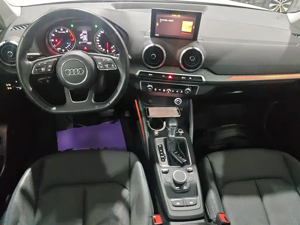 Audi Q2L 2024 из CN, фото 8