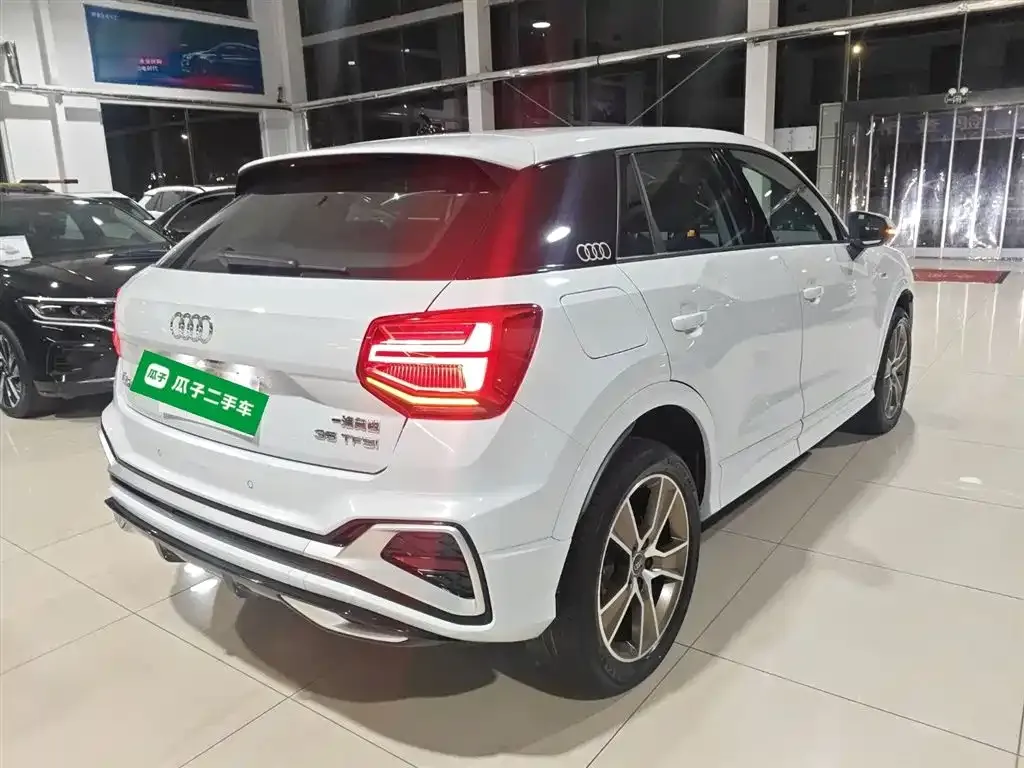 Audi Q2L 2024 из CN, фото 9