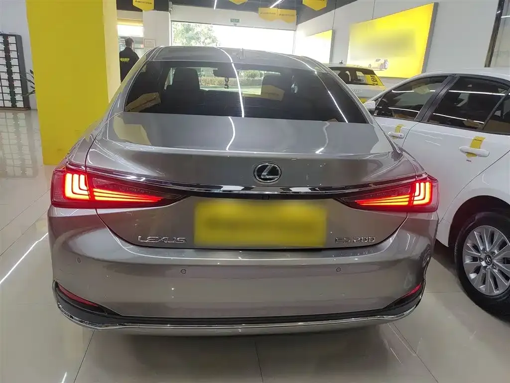 Lexus ES 2024 из CN, фото 8