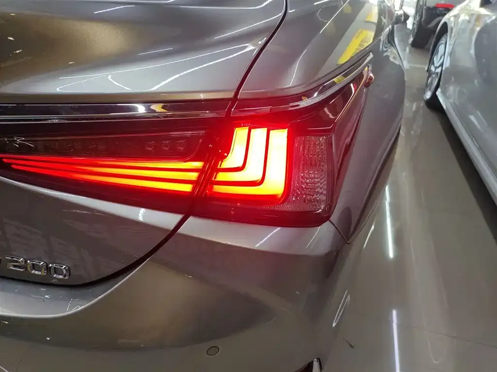 Lexus ES 2024 из CN, фото 2