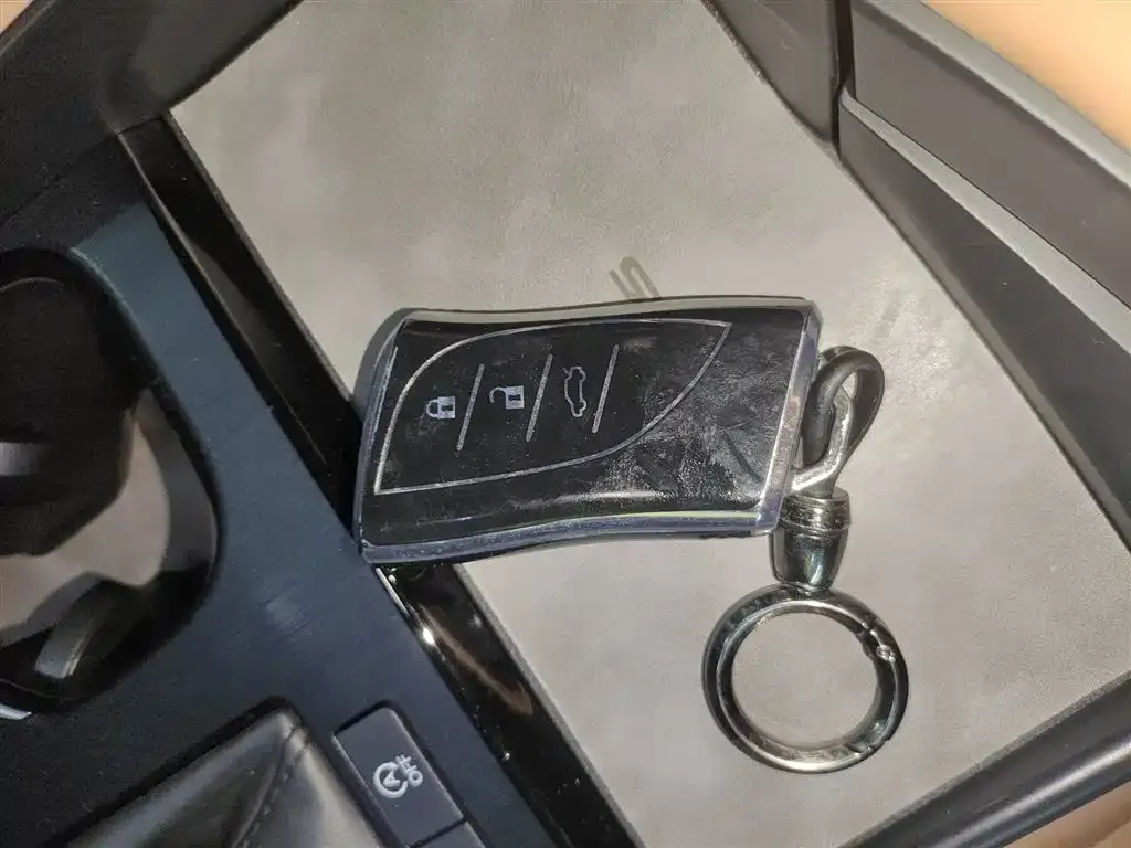 Lexus ES 2024 из CN, фото 4