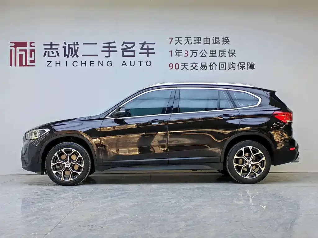 BMW X1 2021 из CN, фото 8