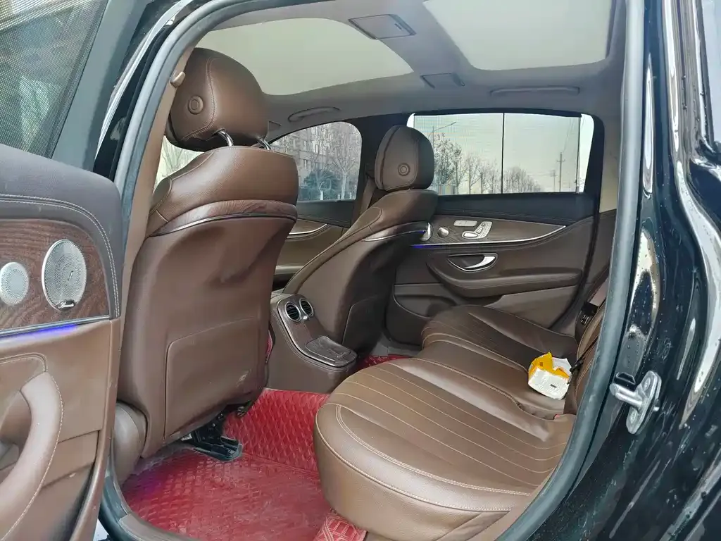 Mercedes-Benz E-Class 2022 из CN, фото 6