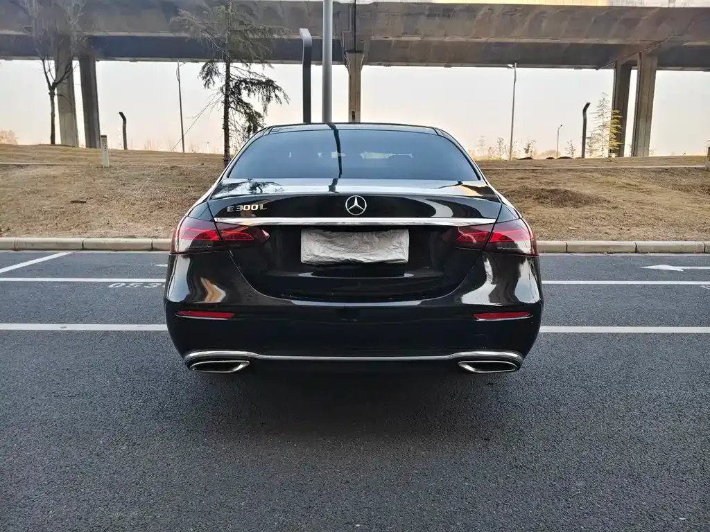 Mercedes-Benz E-Class 2022 из CN, фото 4
