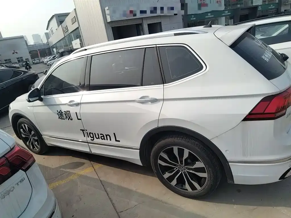 [object Object] Tiguan L 2024 из CN, фото 5