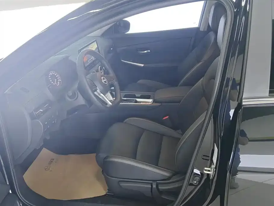 Nissan Sylphy 2023 из CN, фото 9