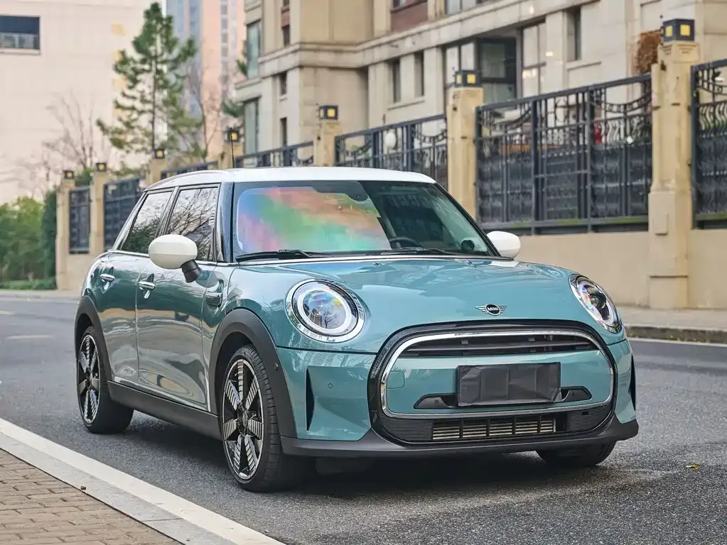 MINI Cooper (3-door) 2023 из CN, фото 6