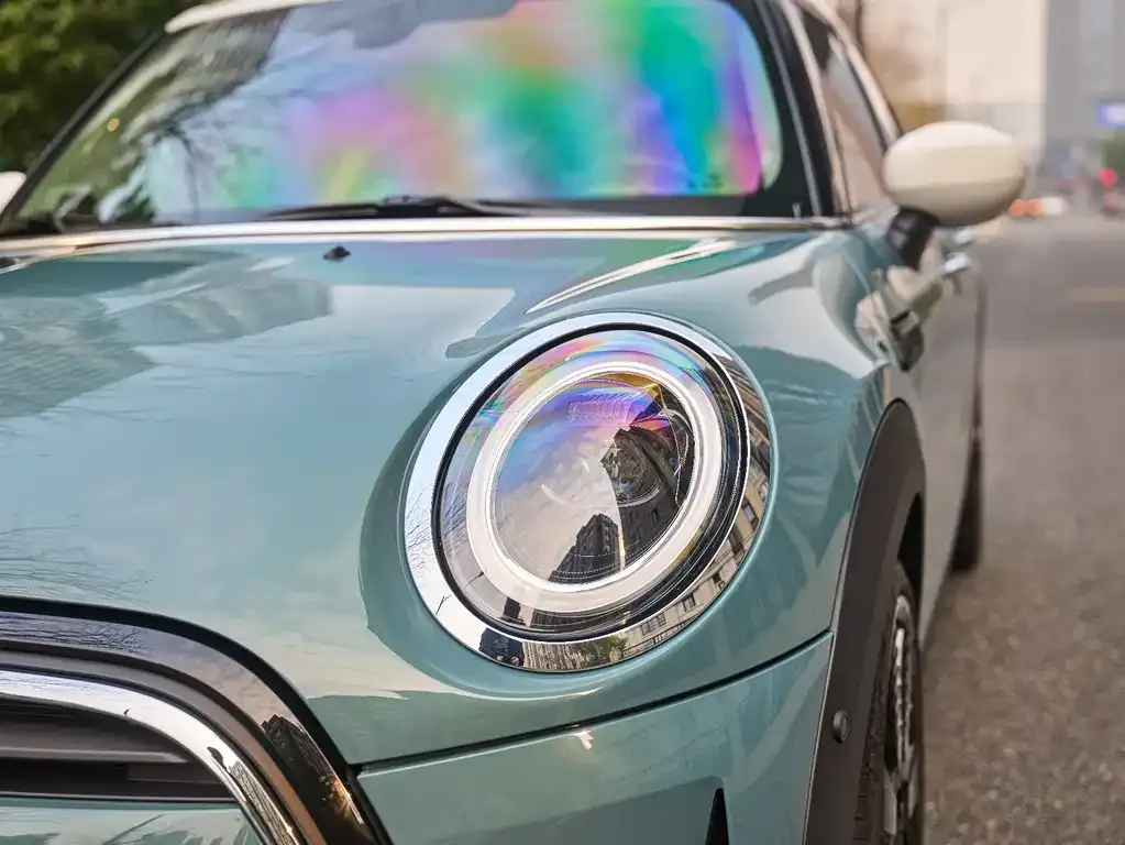 MINI Cooper (3-door) 2023 из CN, фото 2