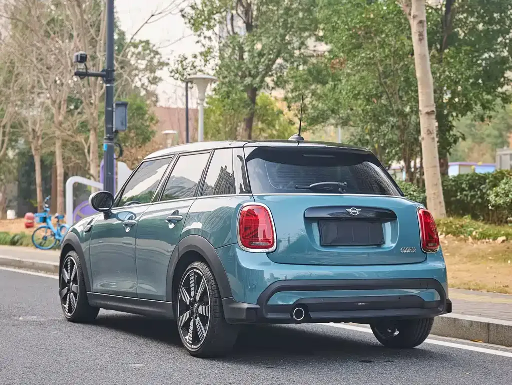 MINI Cooper (3-door) 2023 из CN, фото 7