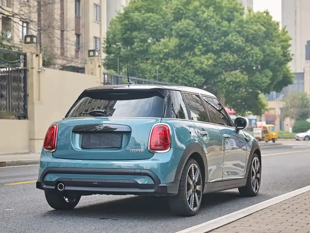 MINI Cooper (3-door) 2023 из CN, фото 5