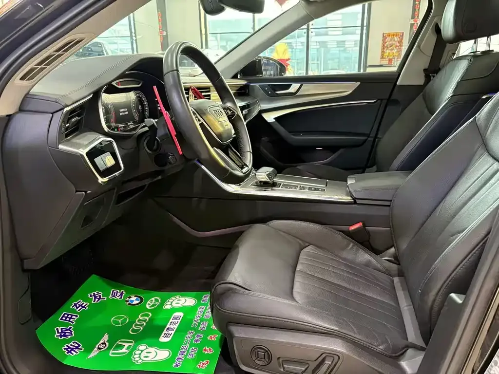 Audi A6L 2022 из CN, фото 10