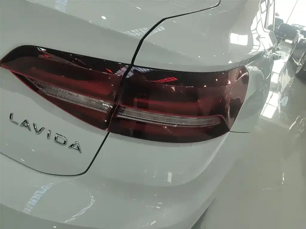Volkswagen Lavida 2025 из CN, фото 5